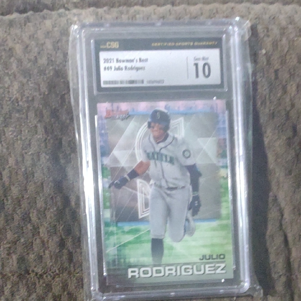 2021 Bowman's Best Julio Rodriguez Card